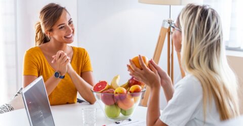 Cómo estos 9 graduados de nuestro programa utilizan sus Certificados en Nutrición Basada en Plantas