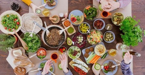 Make It Tasty: How Food Descriptions Impact Our Choices