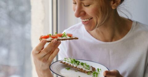 Pasos para transicionar de comer carne a una alimentación basada en plantas sin procesar