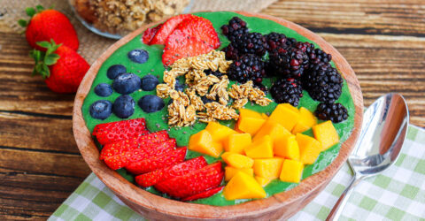 Tropical Green Smoothie Bowl